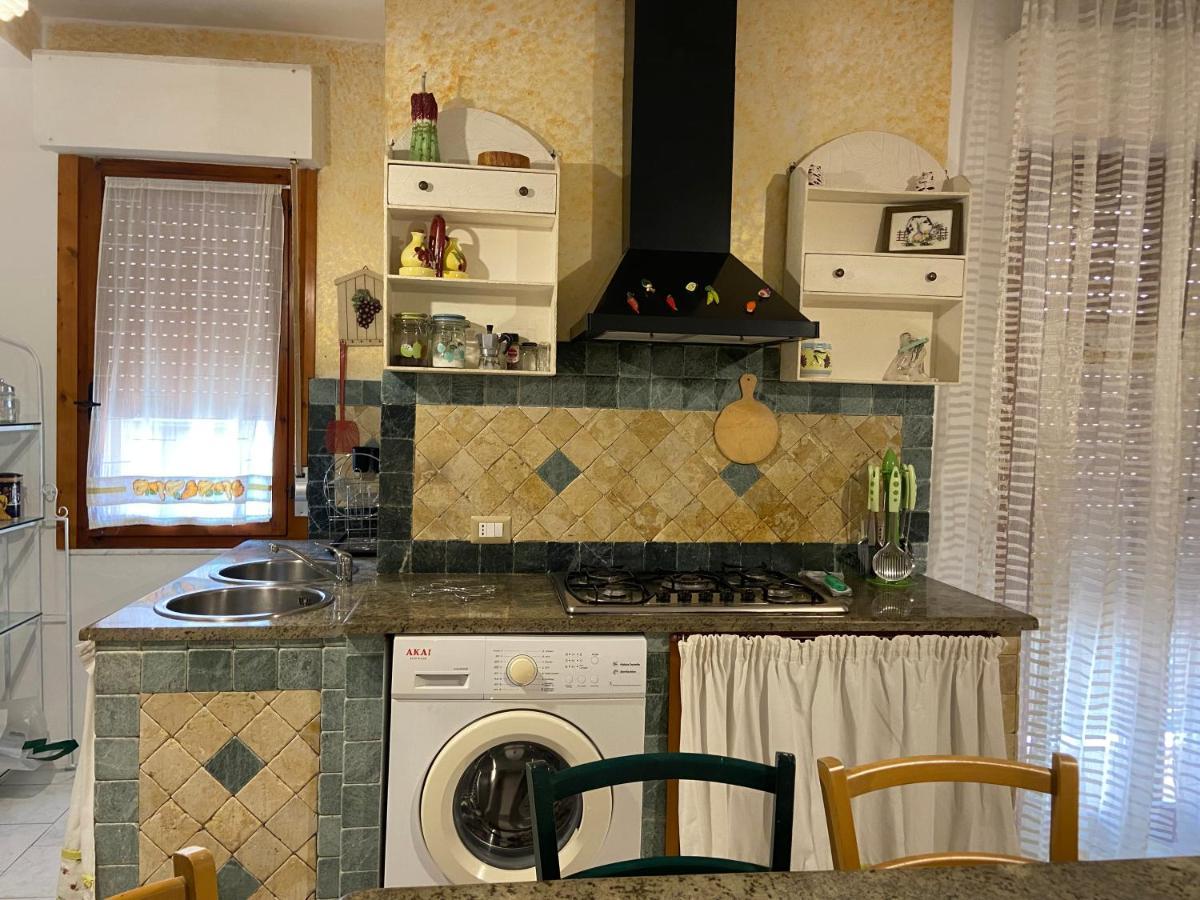 A Casa Di Glo' Appartement Porto Torres Buitenkant foto
